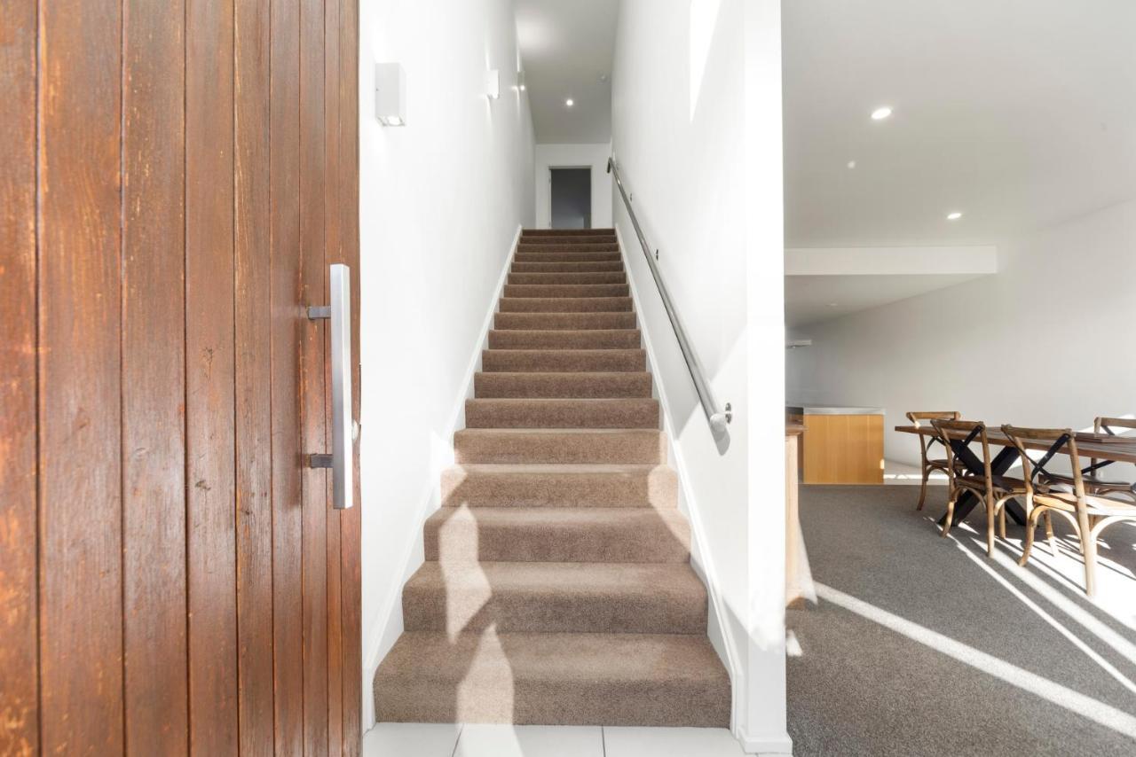 Lakeview Luxury - Taupo Holiday Apartment Dış mekan fotoğraf